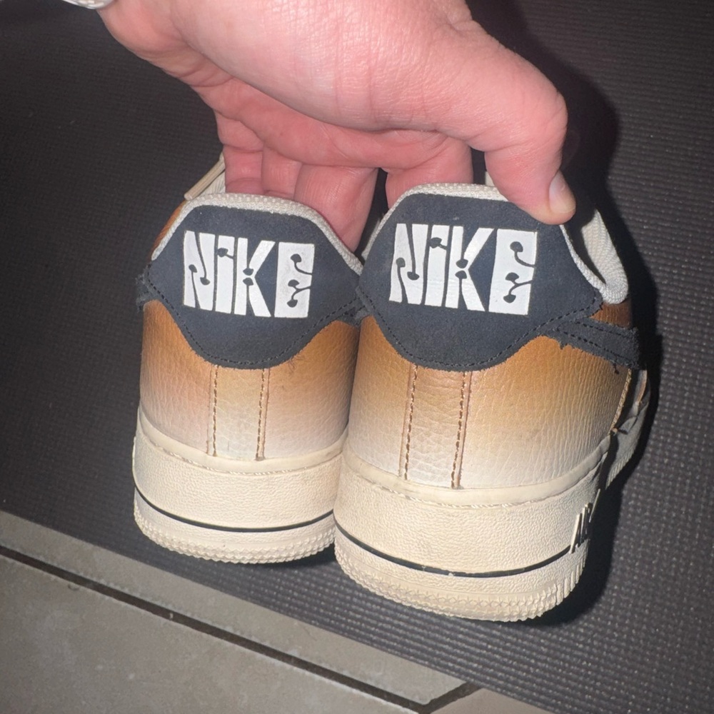 Nike Air Force Ones - Picture 3 of 4